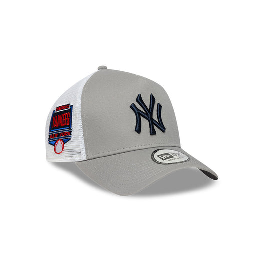 New York Yankees MLB Side Patch 9FORTY A-Frame Trucker Snapback