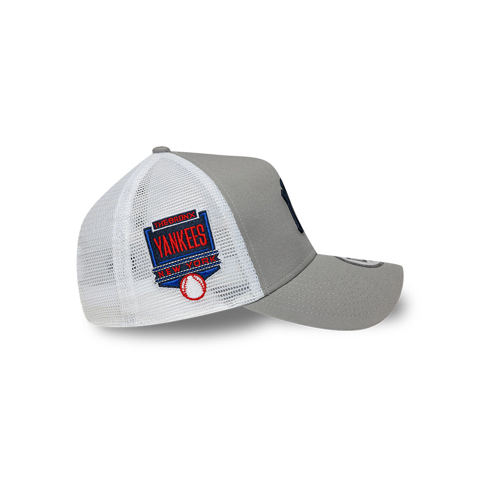 New York Yankees MLB Side Patch 9FORTY A-Frame Trucker Snapback