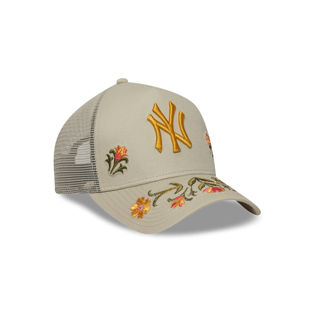 New York Yankees MLB Floral 9FORTY A-Frame Trucker Snapback