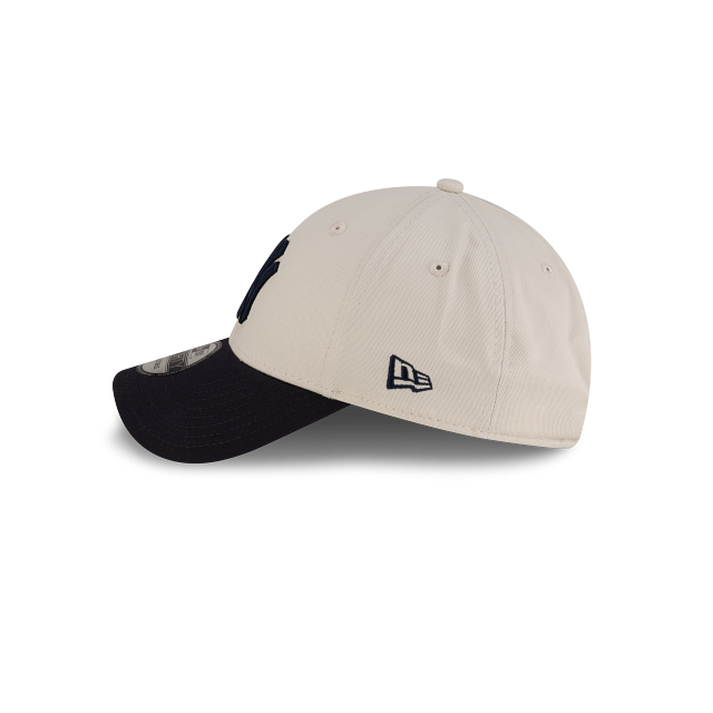 New York Yankees MLB Side Script 9FORTY Strapback