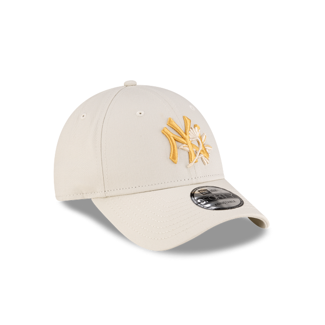 New York Yankees MLB Floral 9FORTY Strapback