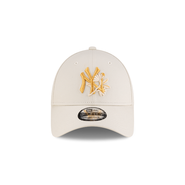 New York Yankees MLB Floral 9FORTY Strapback