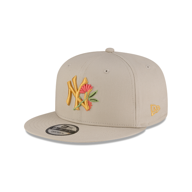 New York Yankees MLB Floral 9FIFTY Snapback