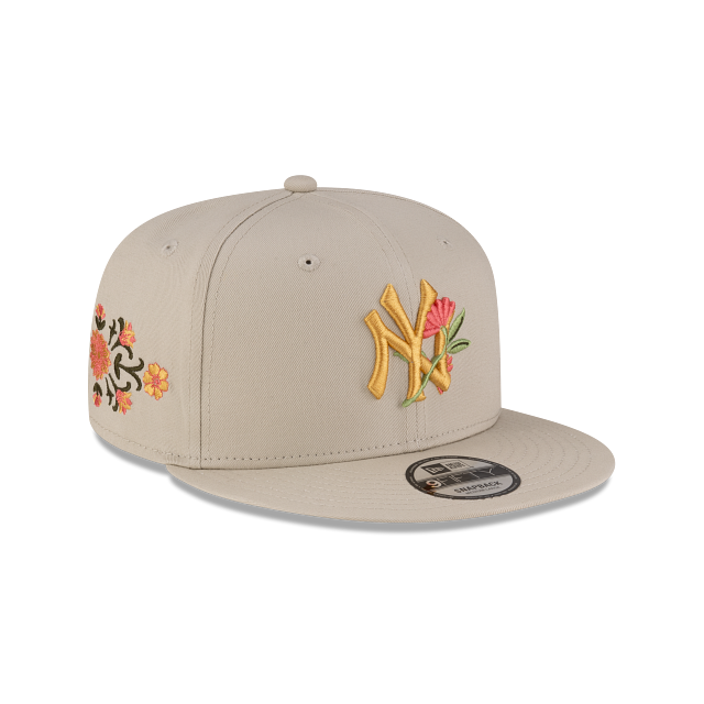 New York Yankees MLB Floral 9FIFTY Snapback