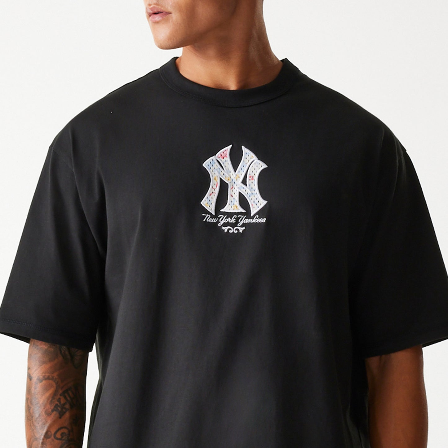 Playera Manga Corta New York Yankees MLB Floral Infilled
