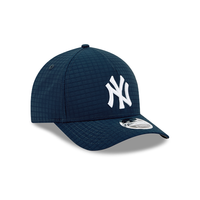 New York Yankees MLB Ripstop 9FORTY M-Crown A-Frame Snapback