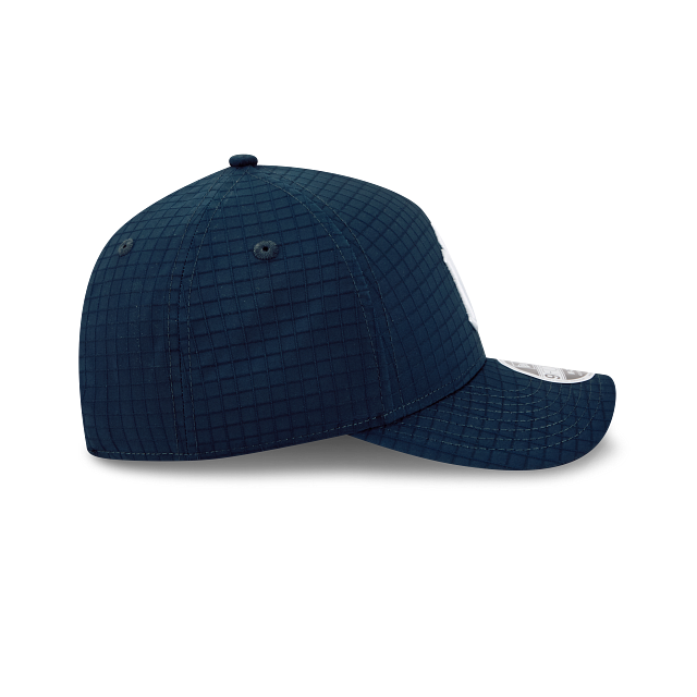 New York Yankees MLB Ripstop 9FORTY M-Crown A-Frame Snapback