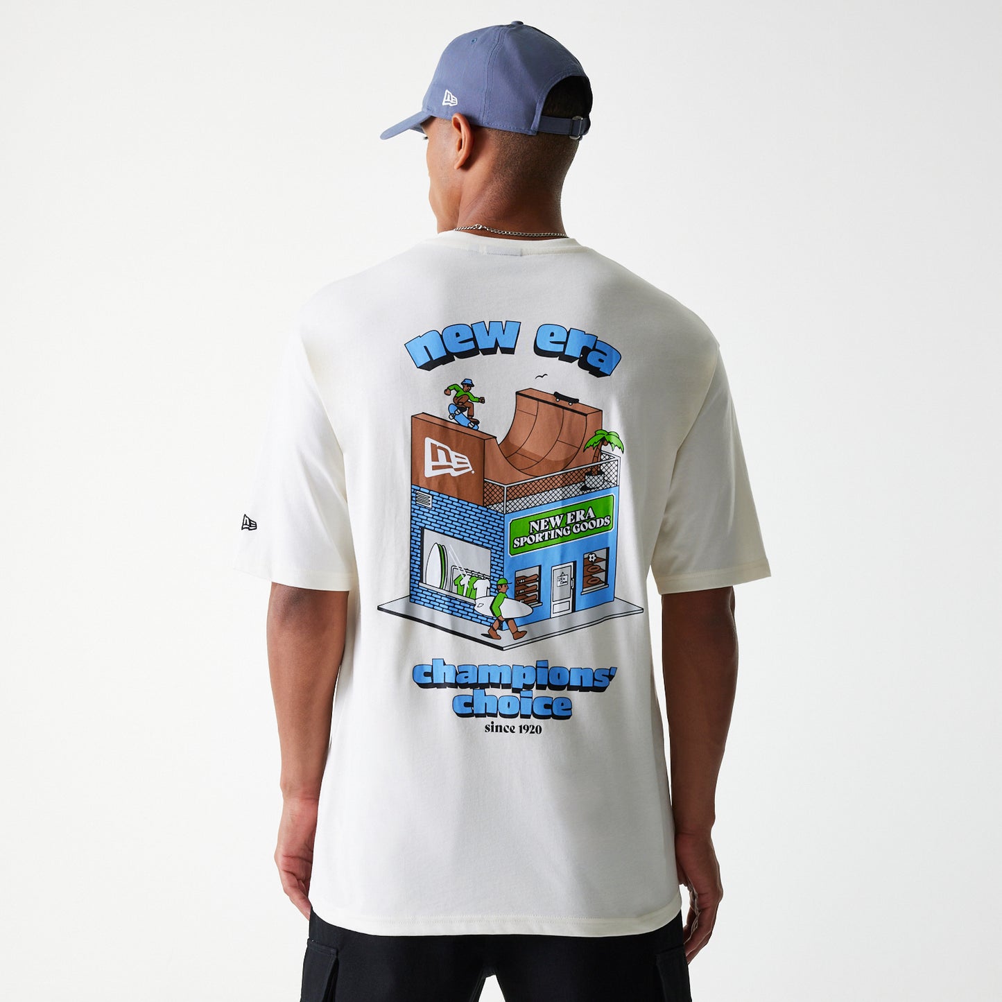 Playera Manga Corta New Era Store Graphics