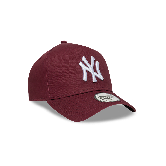 New York Yankees MLB League Essentials 9FORTY E-Frame Snapback