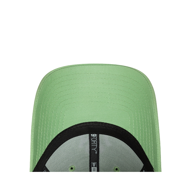 New York Yankees MLB Women's League Essentials 9FORTY Strapback Verde para Mujer
