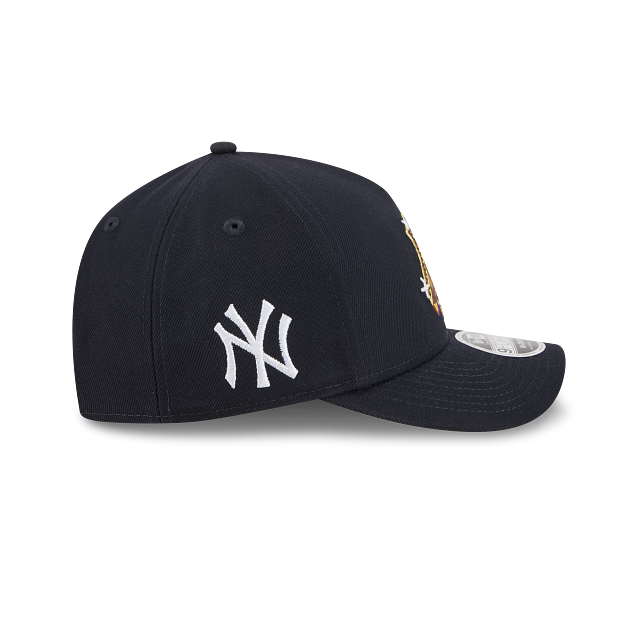 New York Yankees MLB Emblem 9FORTY M-Crown A-Frame Snapback