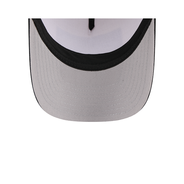 Las Vegas Raiders NFL Adventure 9FORTY AF Trucker Snapback