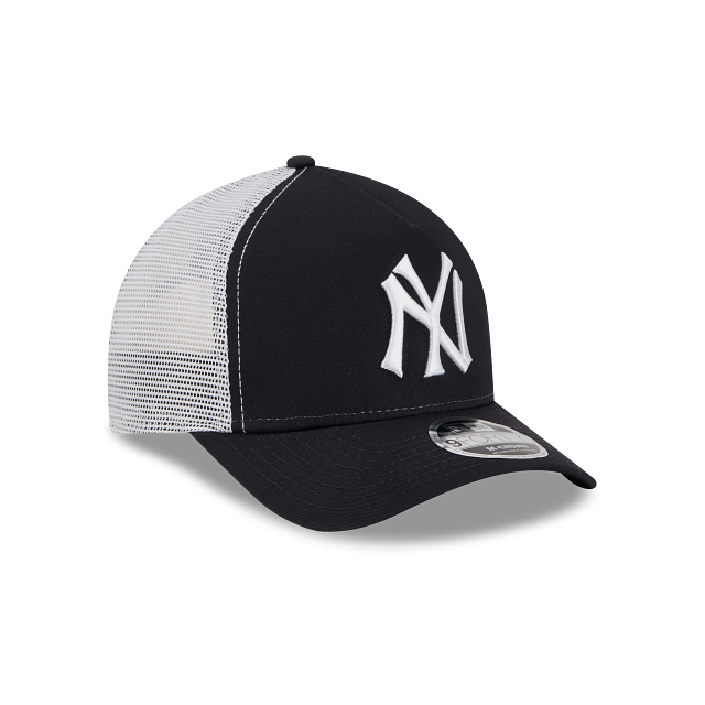 New York Yankees MLB Evergreen 9FORTY A-Frame Trucker Snapback