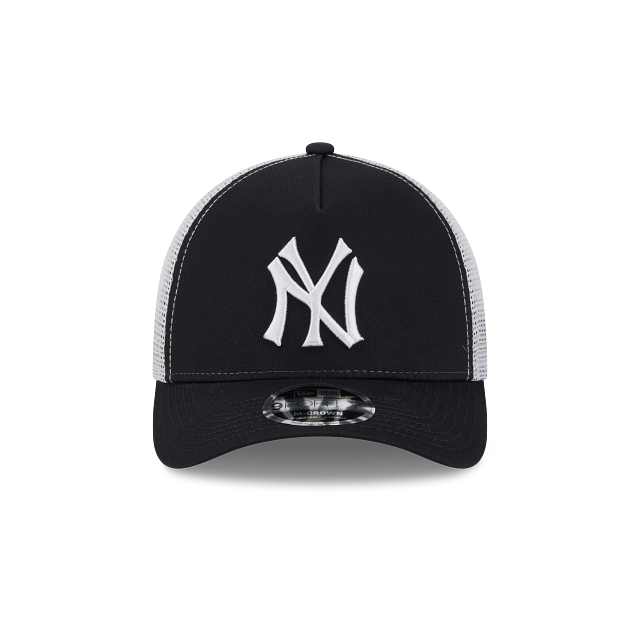 New York Yankees MLB Evergreen 9FORTY A-Frame Trucker Snapback