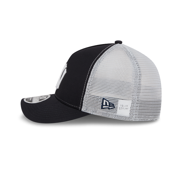 New York Yankees MLB Evergreen 9FORTY A-Frame Trucker Snapback