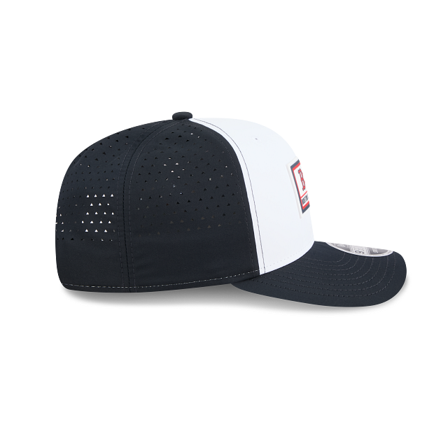 Boston Red Sox MLB NE Leisure 9SEVENTY Trucker Snapback