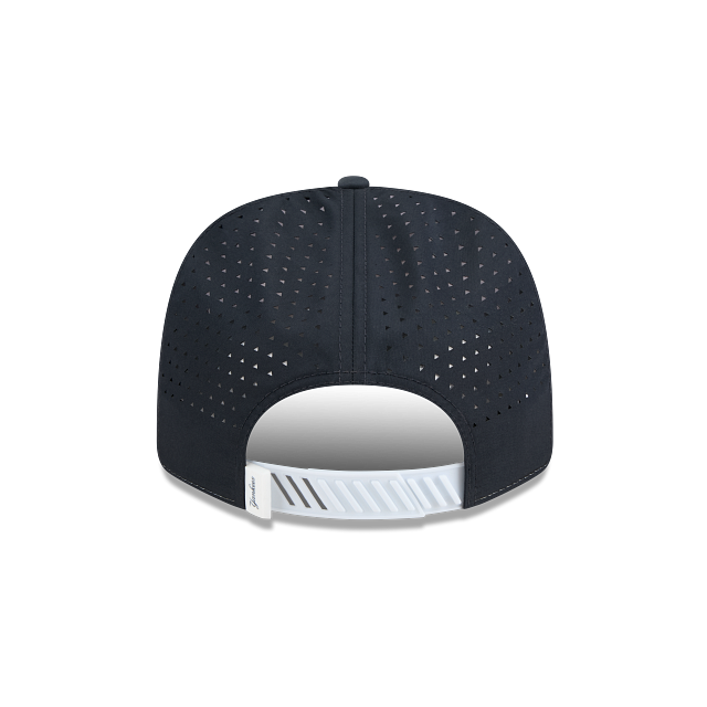 New York Yankees MLB NE Leisure 9SEVENTY Trucker Snapback