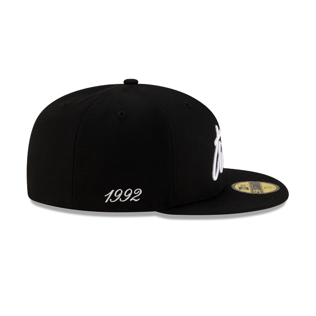 TRUE X New Era 59FIFTY Cerrada Negra