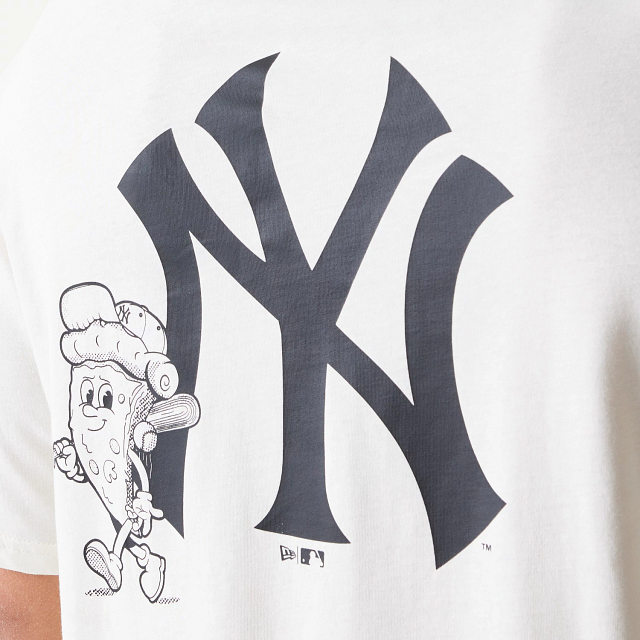Playera Manga Corta New York Yankees MLB Food Graphic