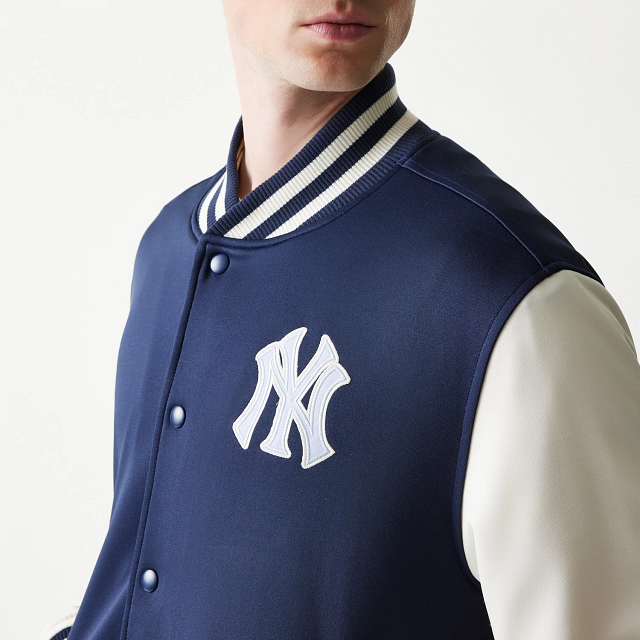 Chumpa New York Yankees MLB Bomber