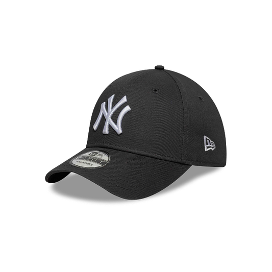 New York Yankees MLB League Essential 9FORTY Strapback