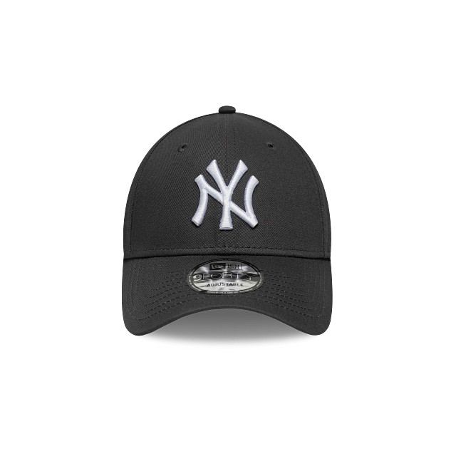 New York Yankees MLB League Essential 9FORTY Strapback