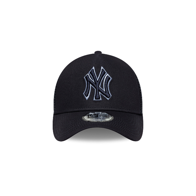 New York Yankees MLB Team Outline 9FORTY A-Frame Trucker Snapback