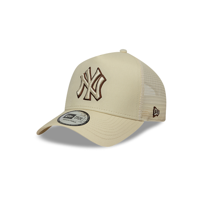 New York Yankees MLB Team Outline 9FORTY A-Frame Trucker Snapback Beige