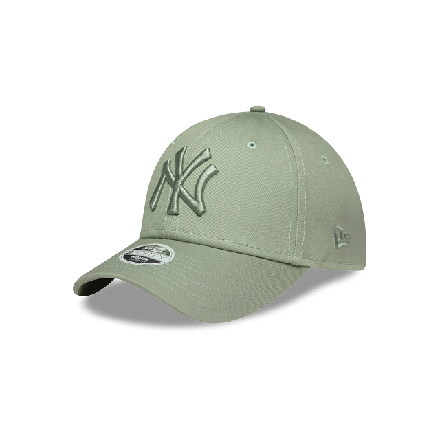New York Yankees League Essentials 9FORTY Strapback