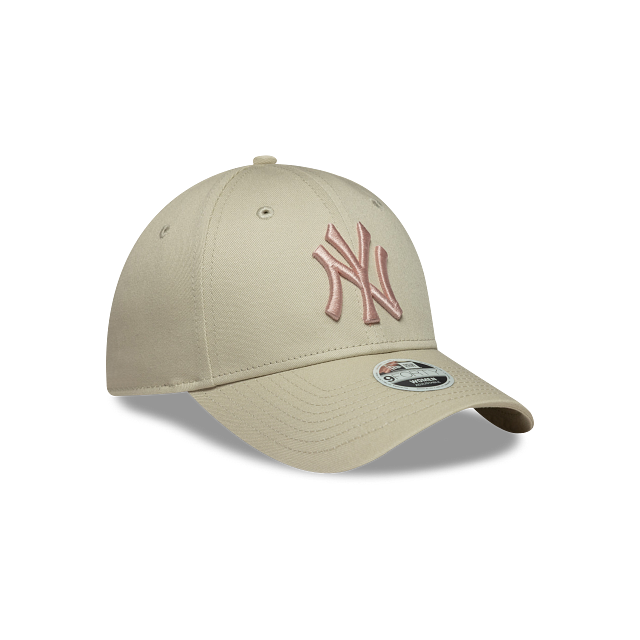 New York Yankees MLB Women's League Essentials 9FORTY Strapback Beige para Mujer