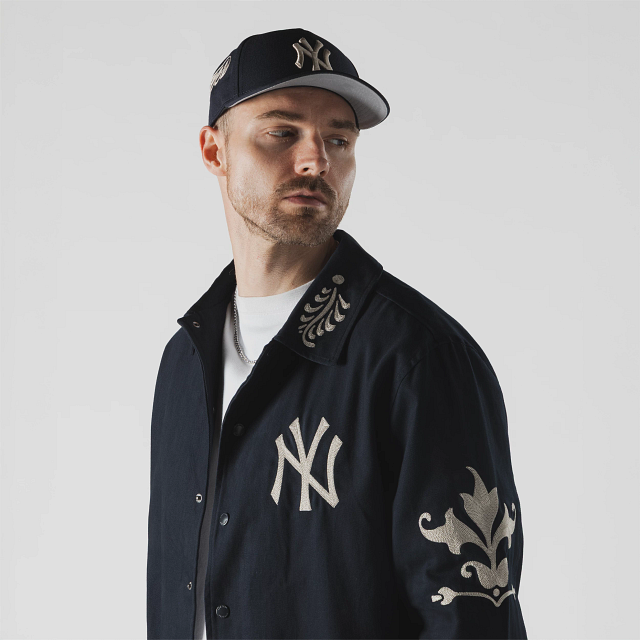 Chumpa New York Yankees MLB Wordmark