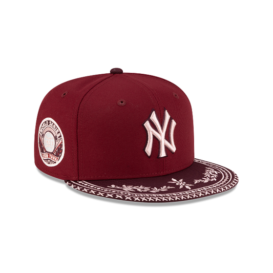 New York Yankees MLB Flourishes 59FIFTY Cerrada