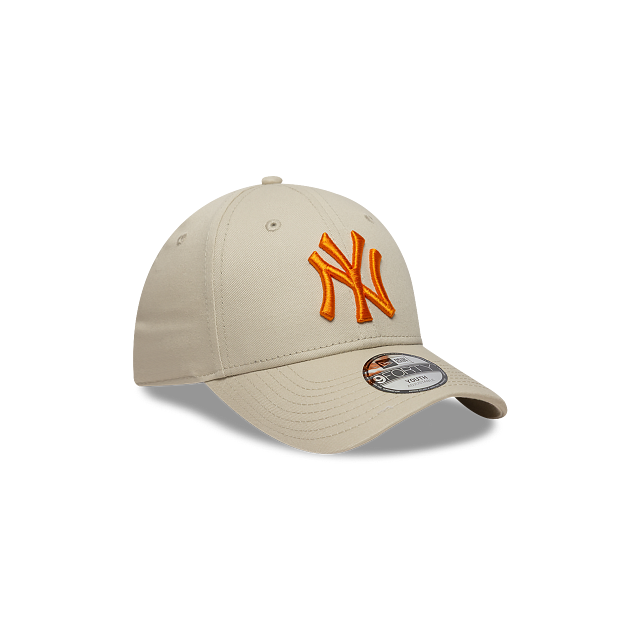 New York Yankees MLB League Essentials 9FORTY Strapback Beige para Niña o Niño