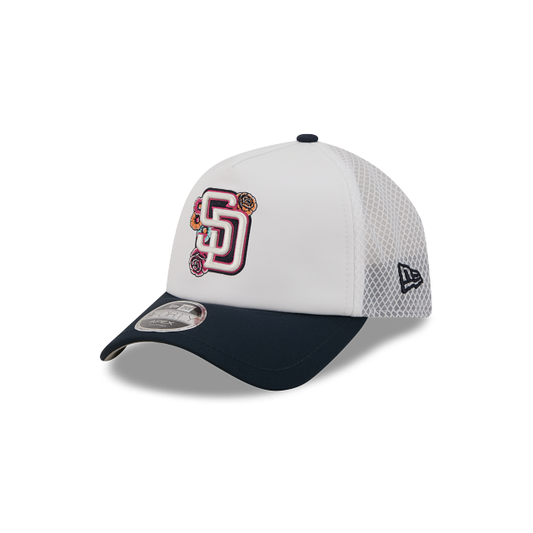 San Diego Padres MLB City Connect Batting Practice 9FORTY Trucker Snapback