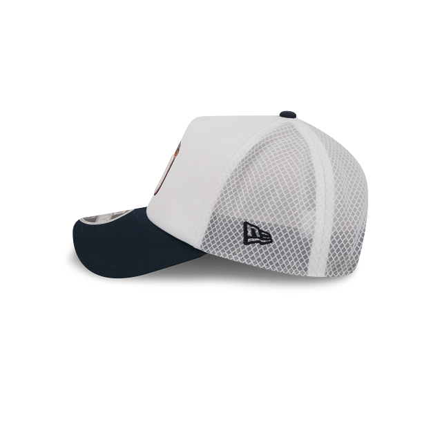 San Diego Padres MLB City Connect Batting Practice 9FORTY Trucker Snapback