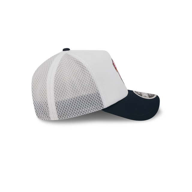 San Diego Padres MLB City Connect Batting Practice 9FORTY Trucker Snapback