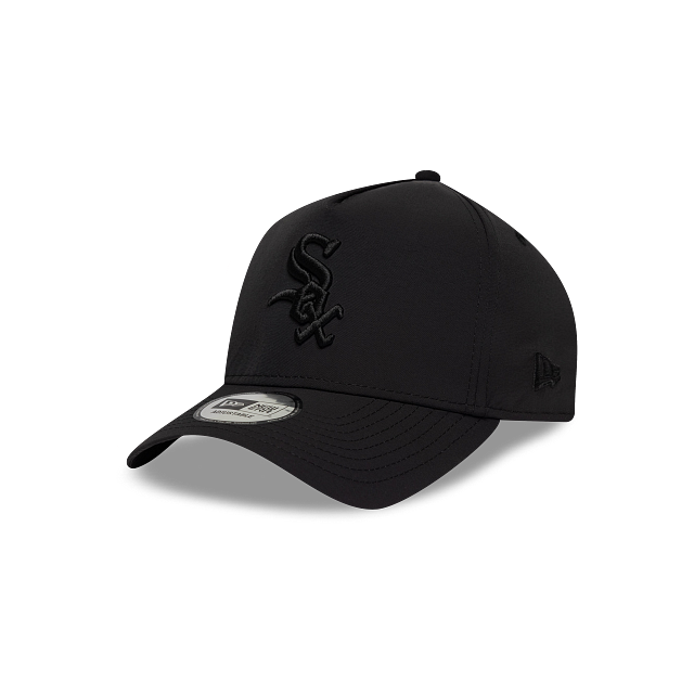 Chicago White Sox MLB Black on Black 9FORTY A-Frame Snapback