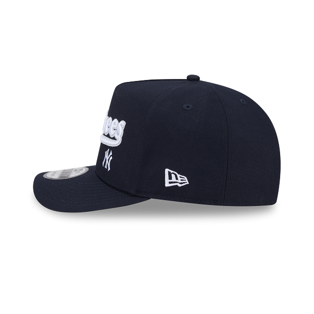 New York Yankees MLB Pennant Script 9FIFTY A-Frame Snapback