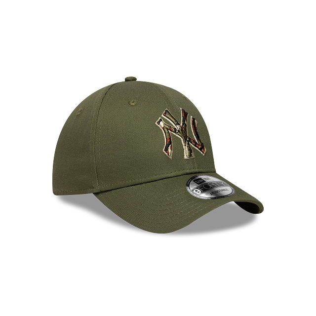 New York Yankees MLB Outline Camo 9FORTY Strapback