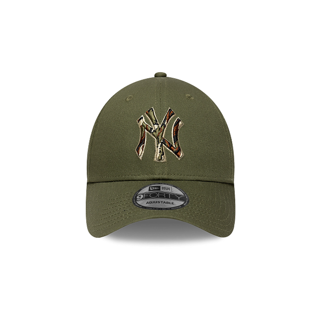 New York Yankees MLB Outline Camo 9FORTY Strapback