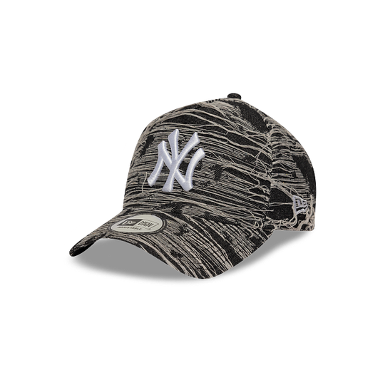 New York Yankees MLB Distressed Denim 9FORTY E-Frame Snapback Negra