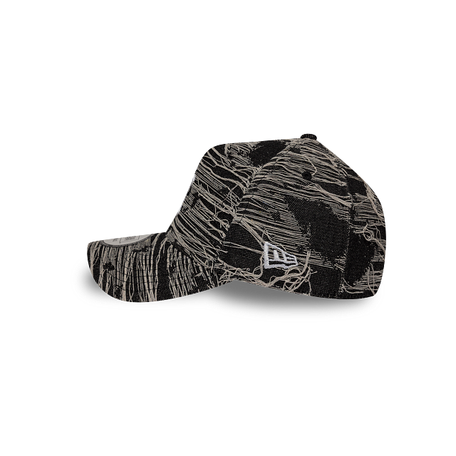 New York Yankees MLB Distressed Denim 9FORTY E-Frame Snapback Negra