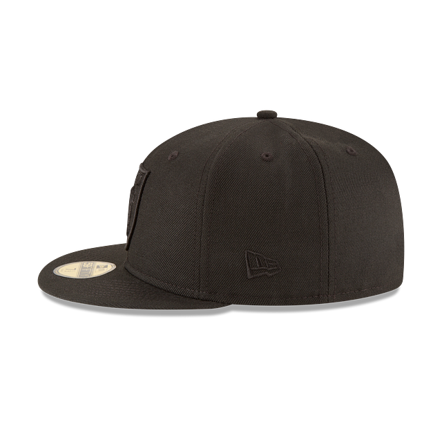 Las vegas Raiders NFL Black on Black 59FIFTY Cerrada