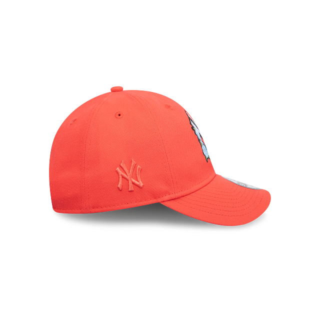 New York Yankees MLB Floral Lava Red 9TWENTY Strapback