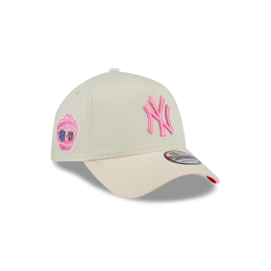New York Yankees MLB Pink Glow 9FORTY Snapback
