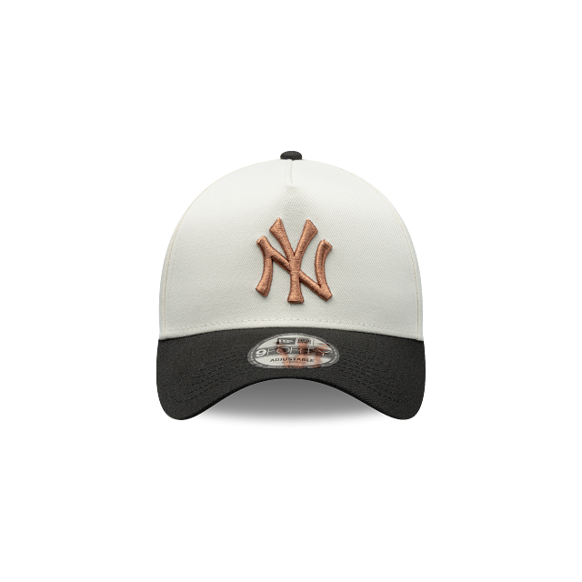New York Yankees MLB MLB Two Tone Chrome 9FORTY A-Frame Snapback